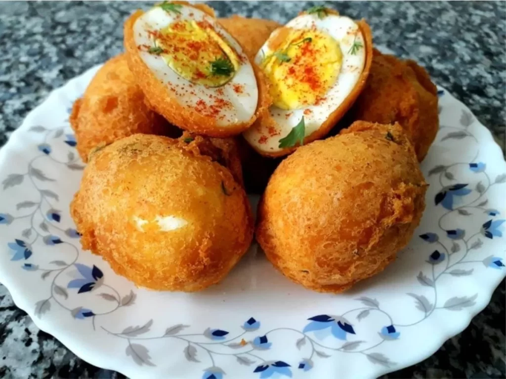 A plate of egg bonda